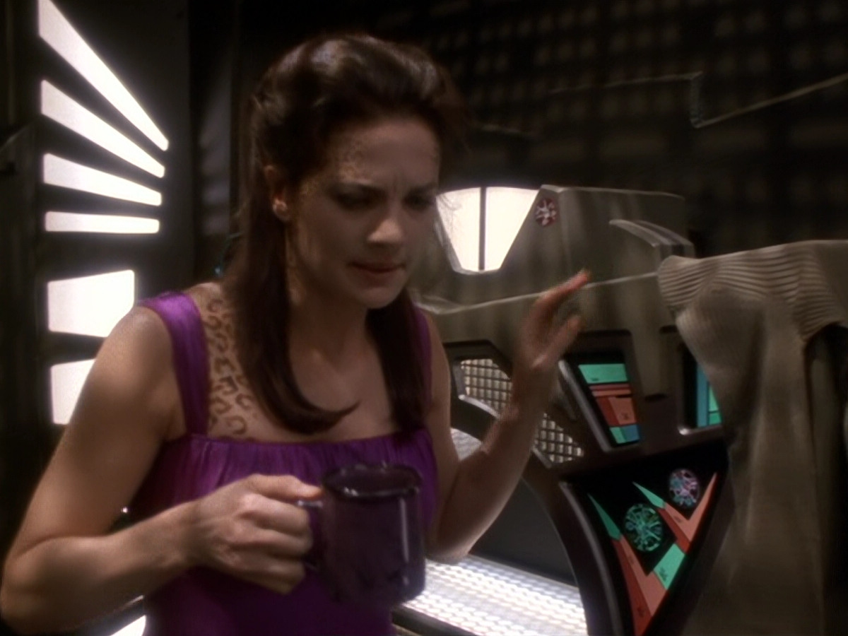 extant_StarTrek_DS9_6x07-YouAreCordiallyInvited_02541.jpg