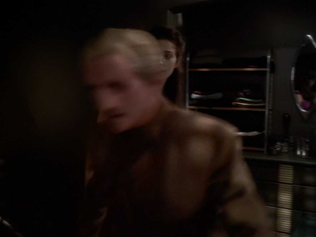 extant_StarTrek_DS9_6x07-YouAreCordiallyInvited_02616.jpg