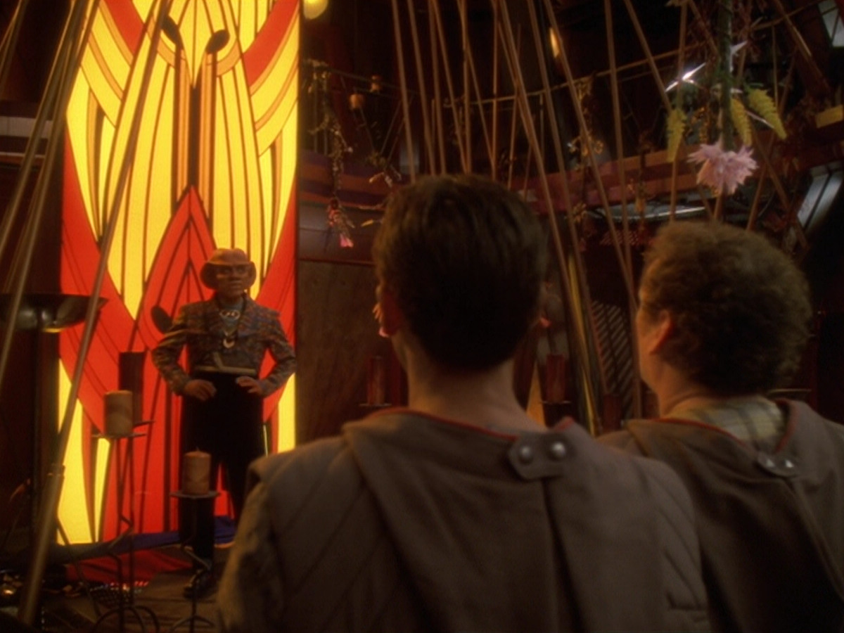 extant_StarTrek_DS9_6x07-YouAreCordiallyInvited_02780.jpg