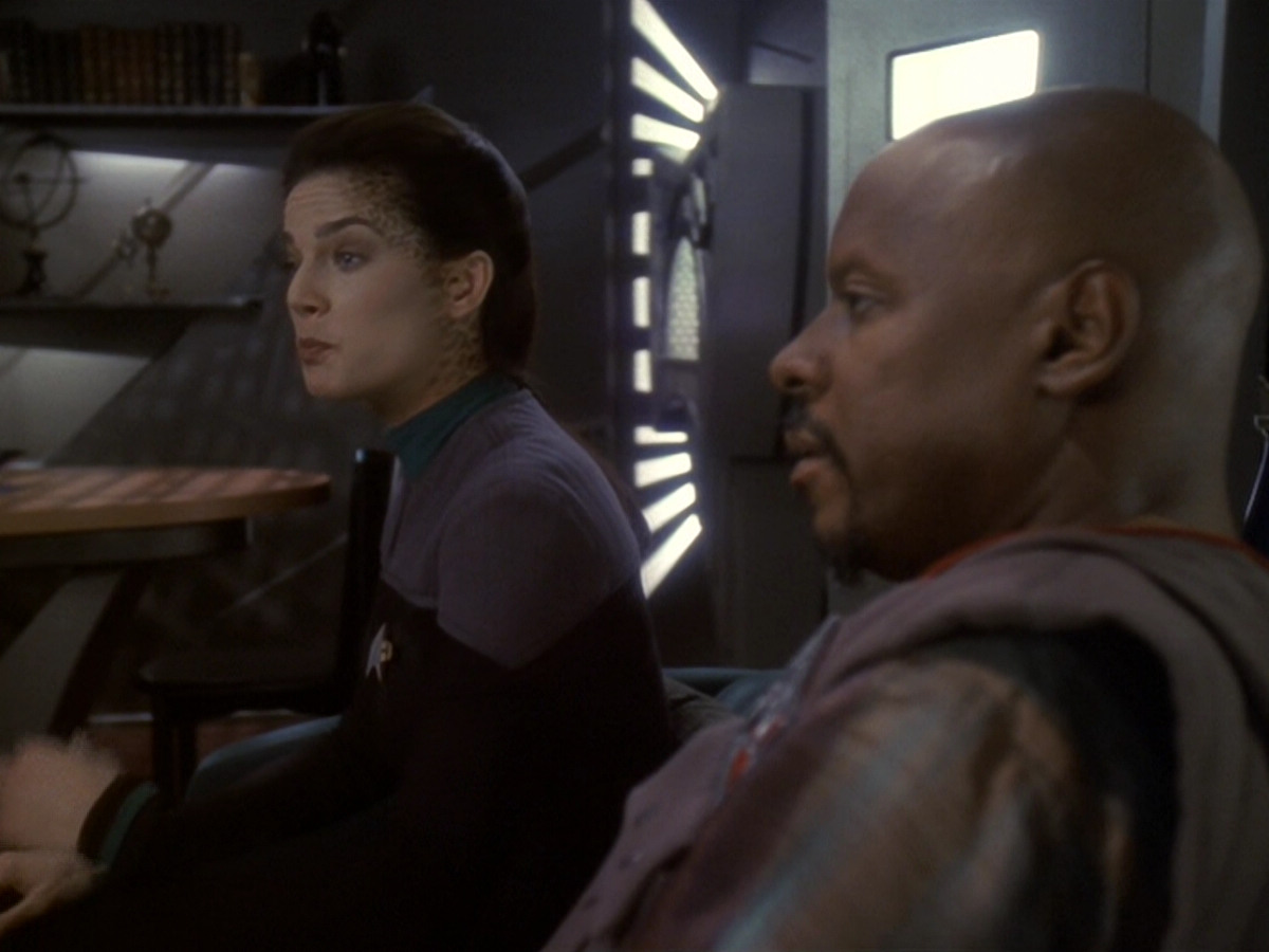 extant_StarTrek_DS9_6x07-YouAreCordiallyInvited_03248.jpg