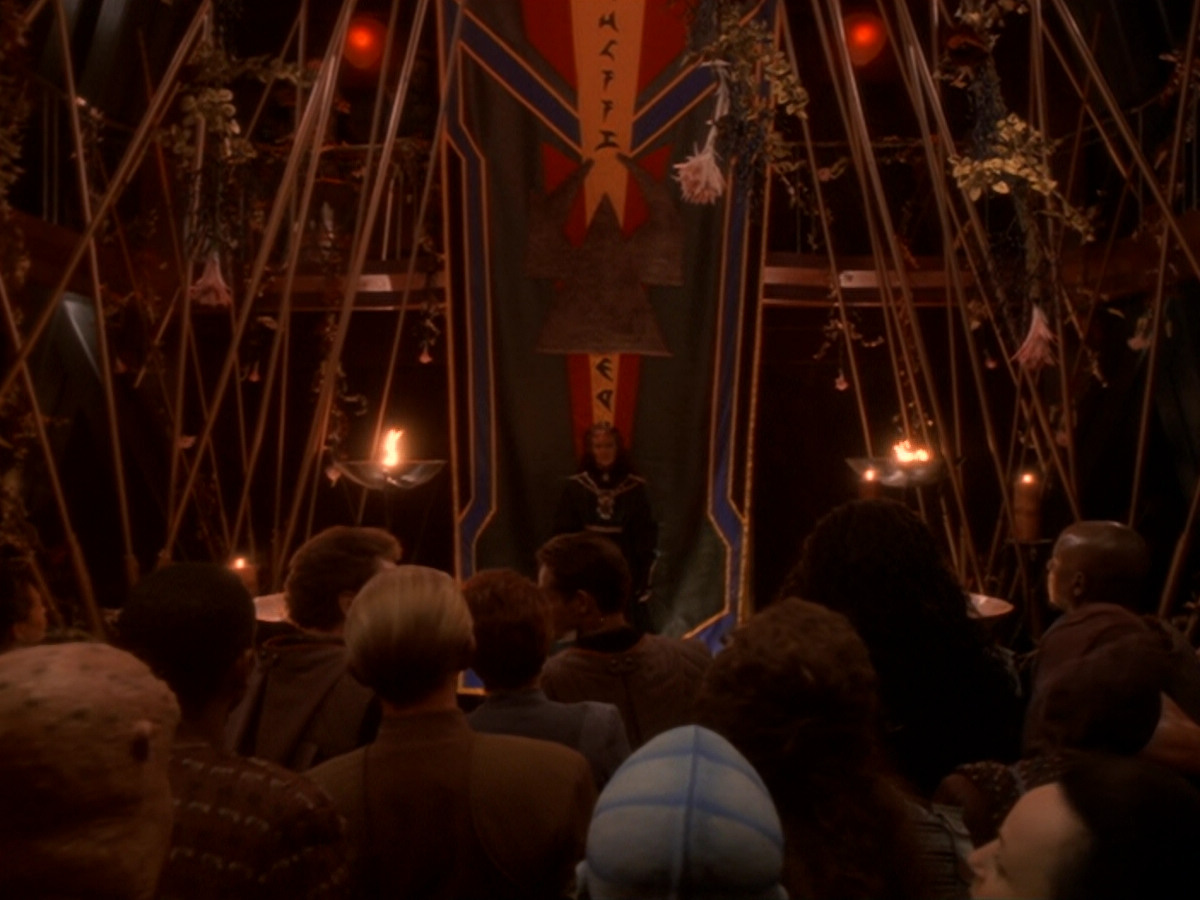 extant_StarTrek_DS9_6x07-YouAreCordiallyInvited_03389.jpg