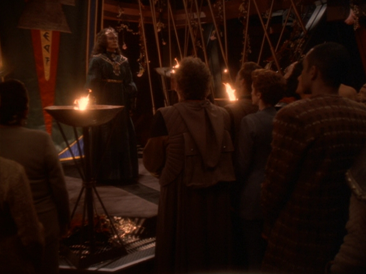 extant_StarTrek_DS9_6x07-YouAreCordiallyInvited_03405.jpg