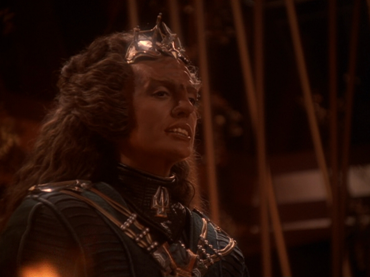 extant_StarTrek_DS9_6x07-YouAreCordiallyInvited_03451.jpg