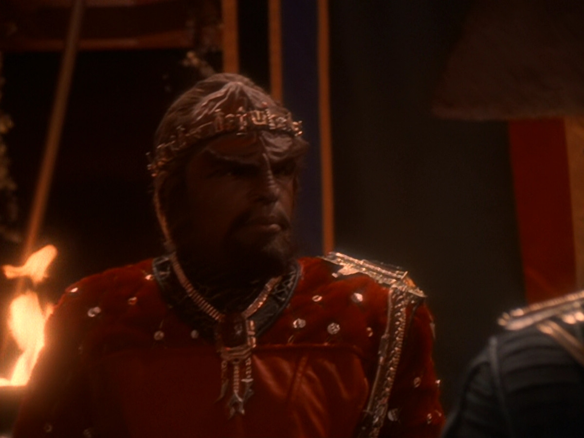 extant_StarTrek_DS9_6x07-YouAreCordiallyInvited_03460.jpg