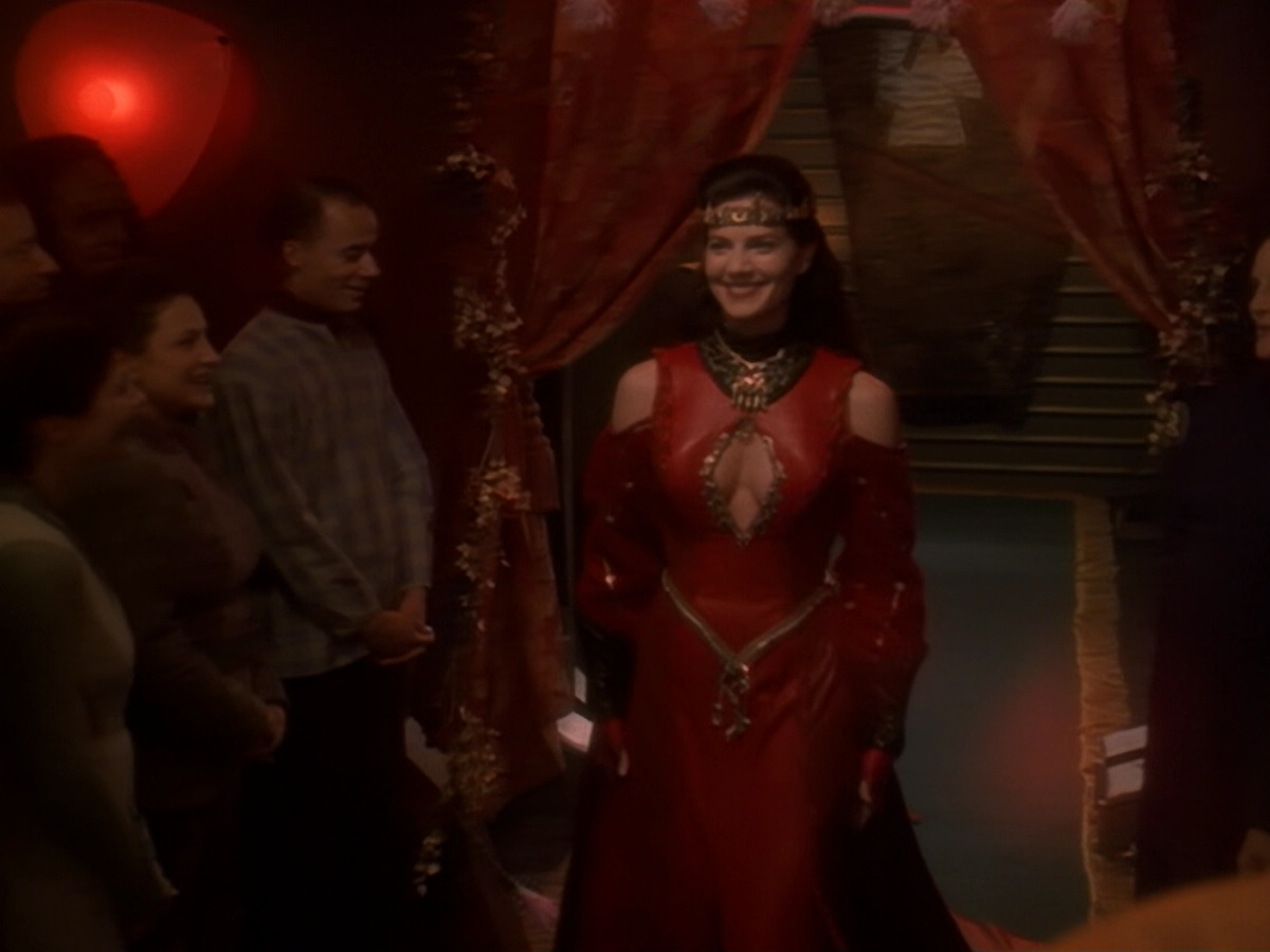 extant_StarTrek_DS9_6x07-YouAreCordiallyInvited_03492.jpg