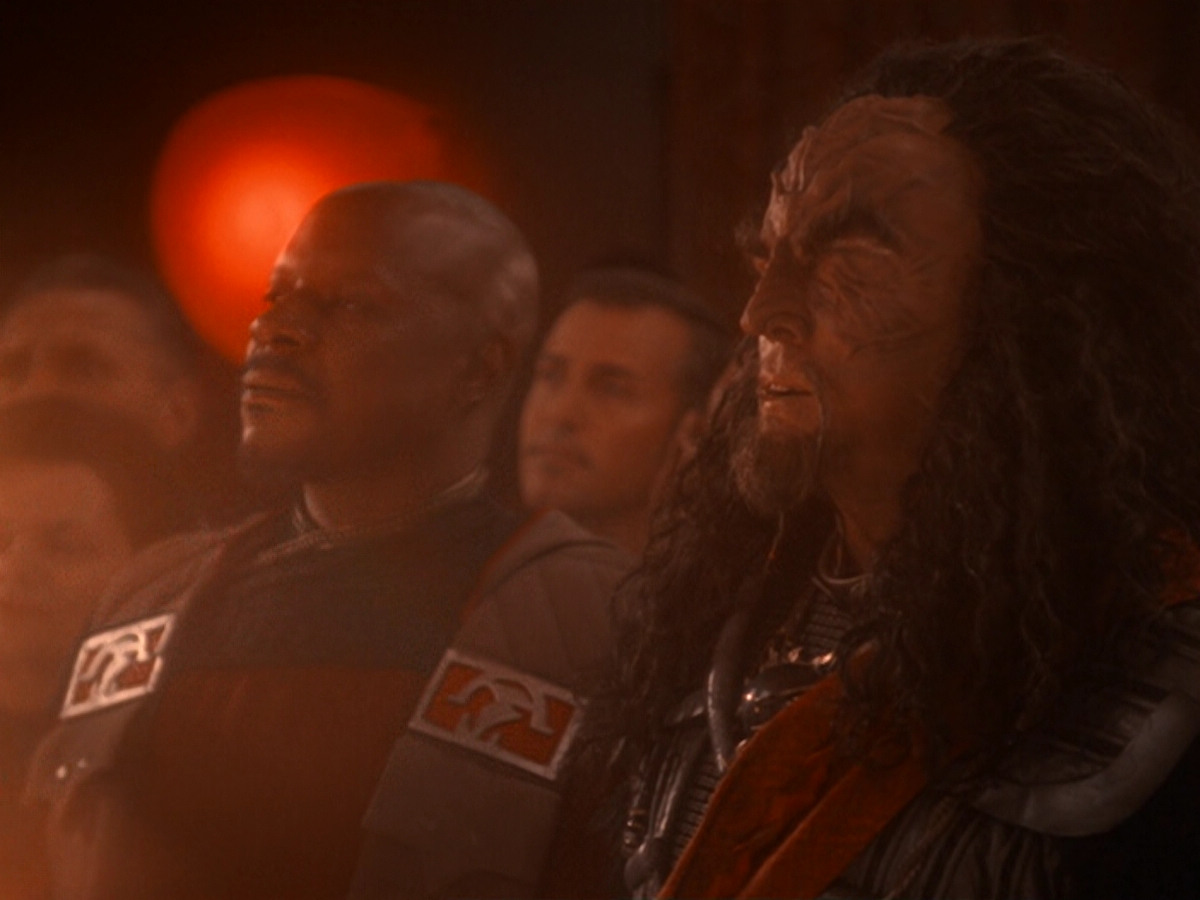extant_StarTrek_DS9_6x07-YouAreCordiallyInvited_03581.jpg