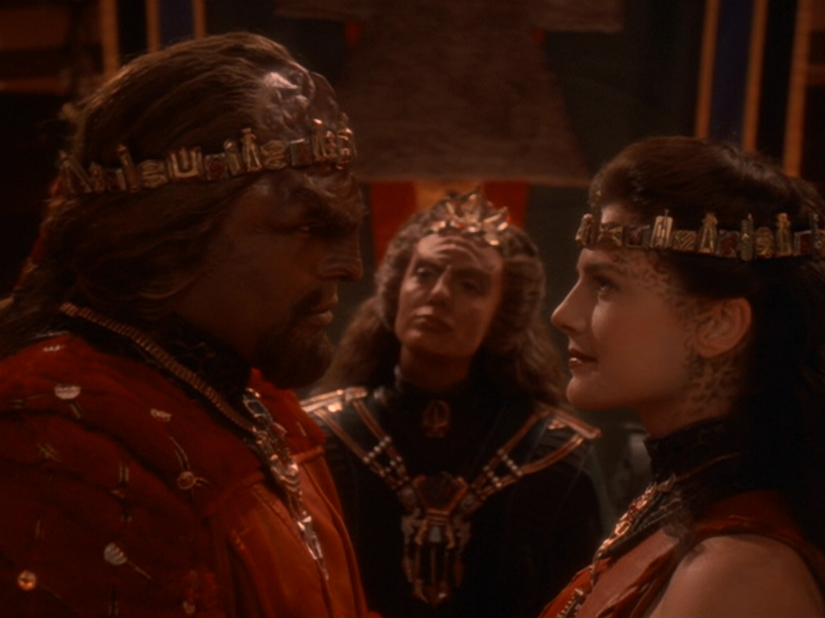 extant_StarTrek_DS9_6x07-YouAreCordiallyInvited_03632.jpg