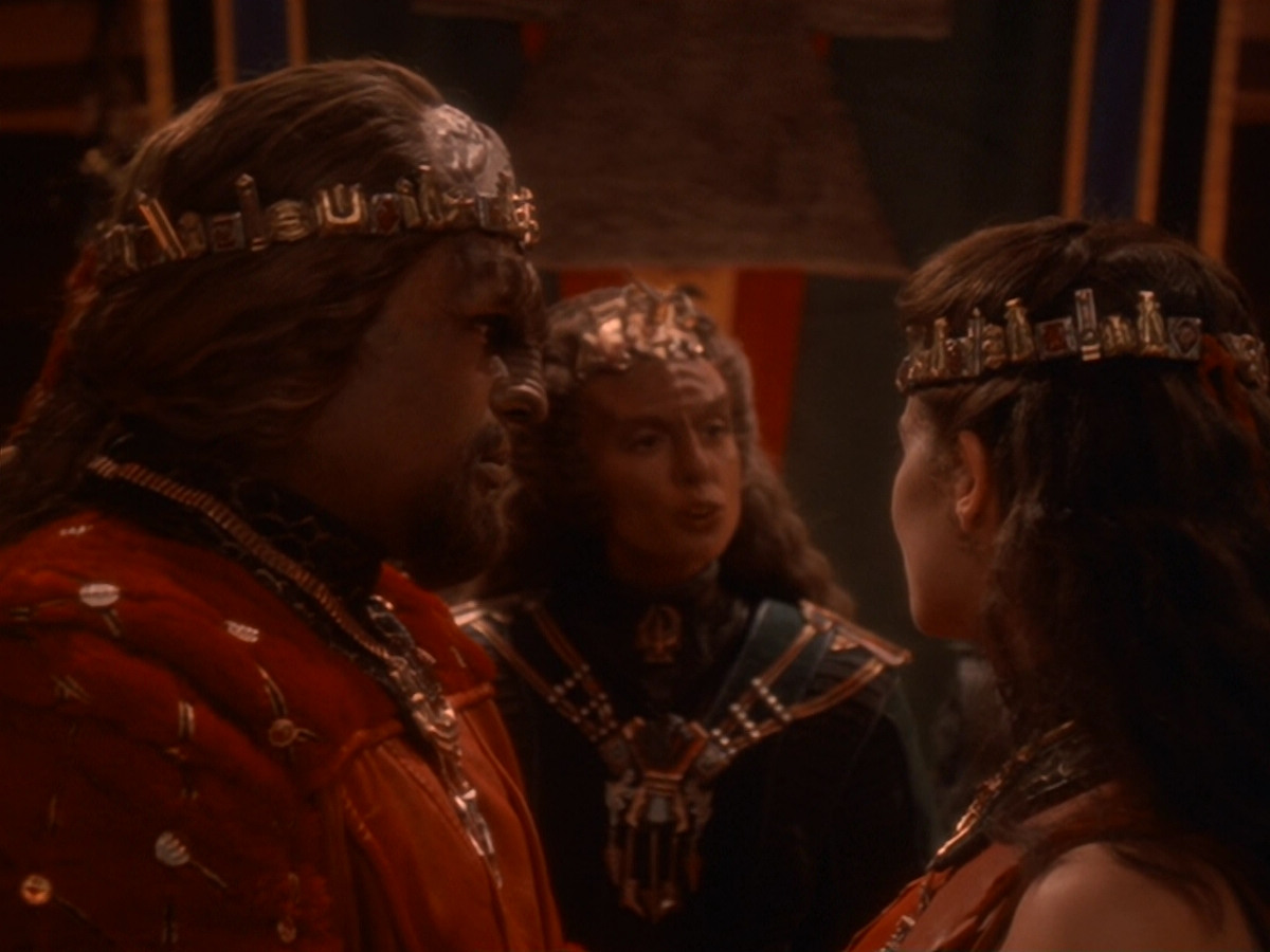 extant_StarTrek_DS9_6x07-YouAreCordiallyInvited_03641.jpg