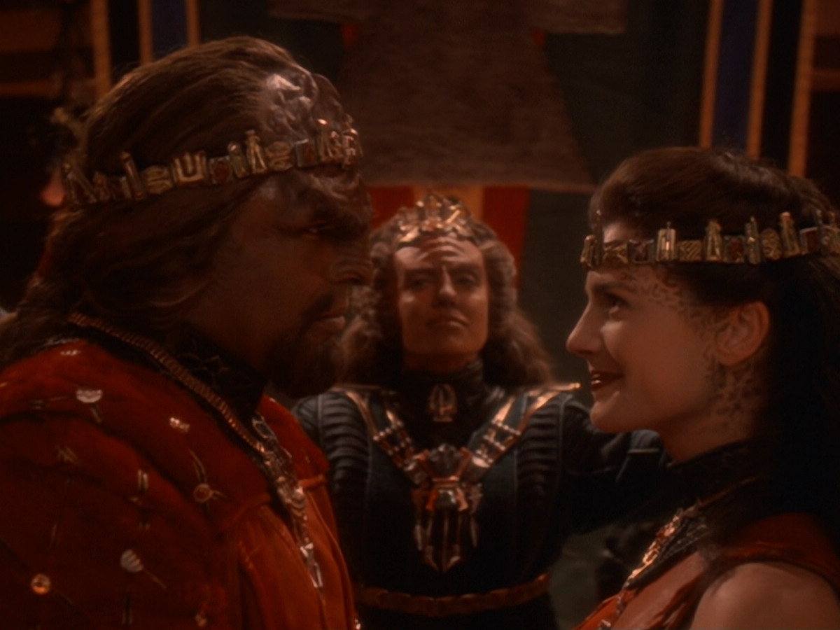 extant_StarTrek_DS9_6x07-YouAreCordiallyInvited_03672.jpg