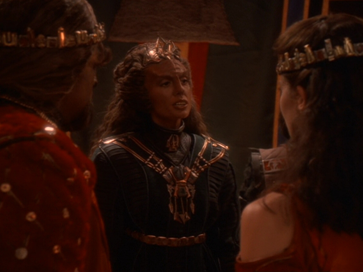 extant_StarTrek_DS9_6x07-YouAreCordiallyInvited_03712.jpg