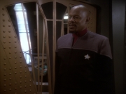 extant_StarTrek_DS9_6x07-YouAreCordiallyInvited_00137.jpg