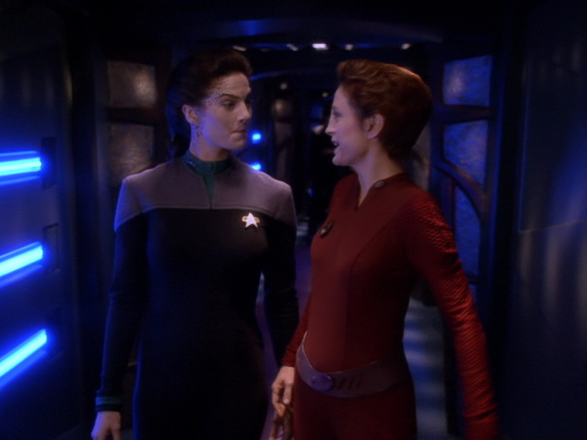 extant_StarTrek_DS9_6x08-Resurrection_00013.jpg