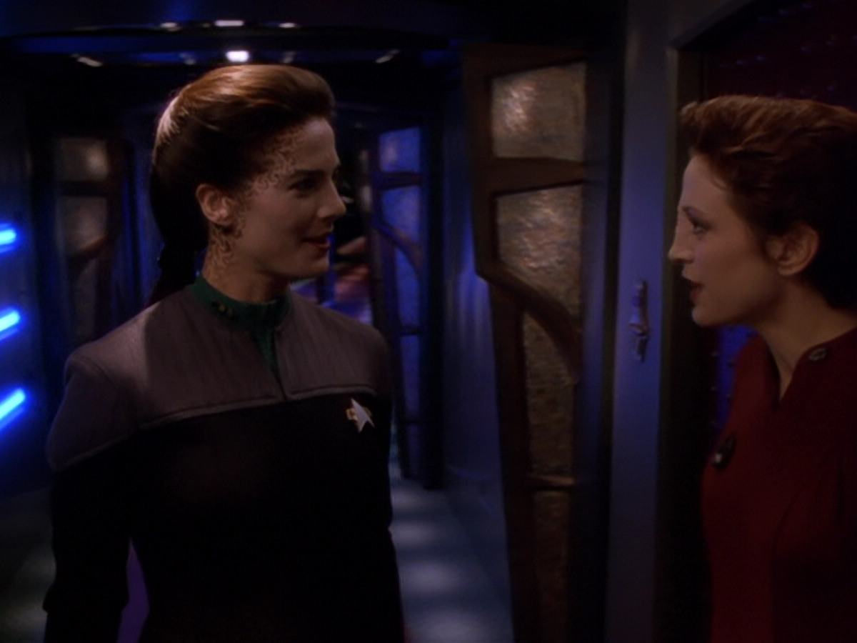 extant_StarTrek_DS9_6x08-Resurrection_00020.jpg
