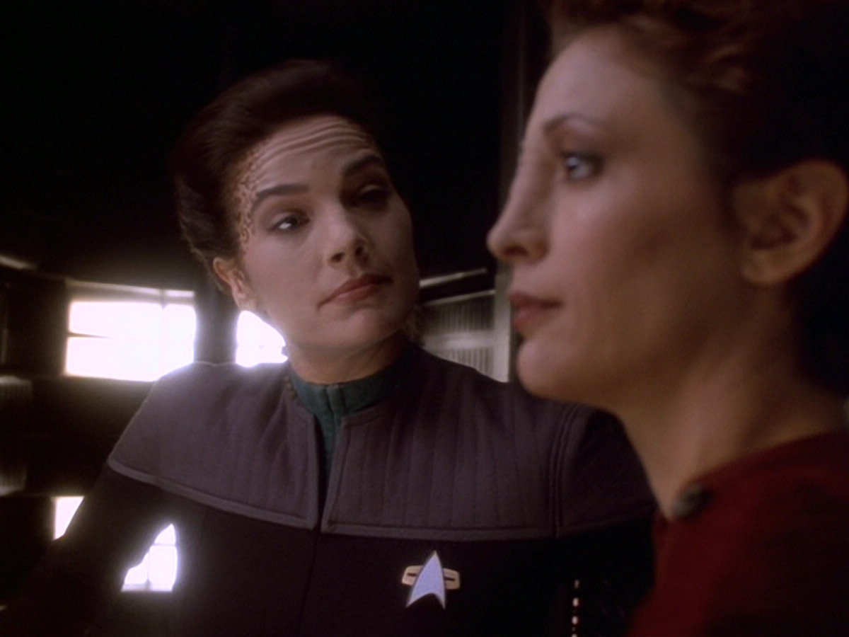 extant_StarTrek_DS9_6x08-Resurrection_00047.jpg