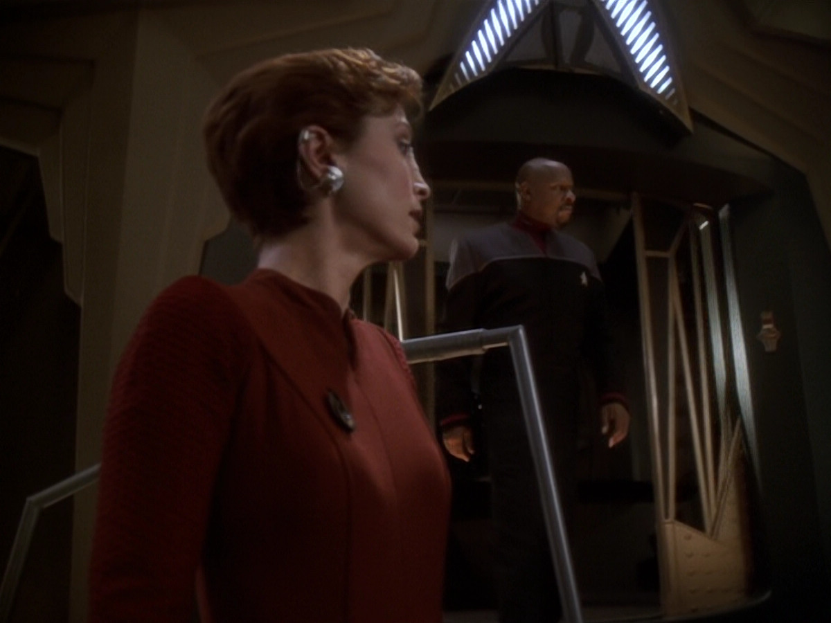 extant_StarTrek_DS9_6x08-Resurrection_00121.jpg