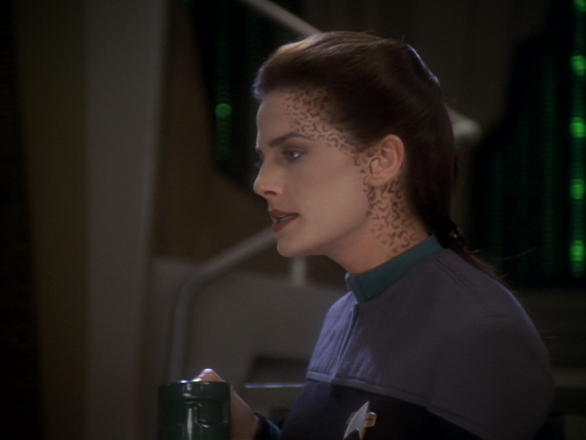 extant_StarTrek_DS9_6x08-Resurrection_00125.jpg