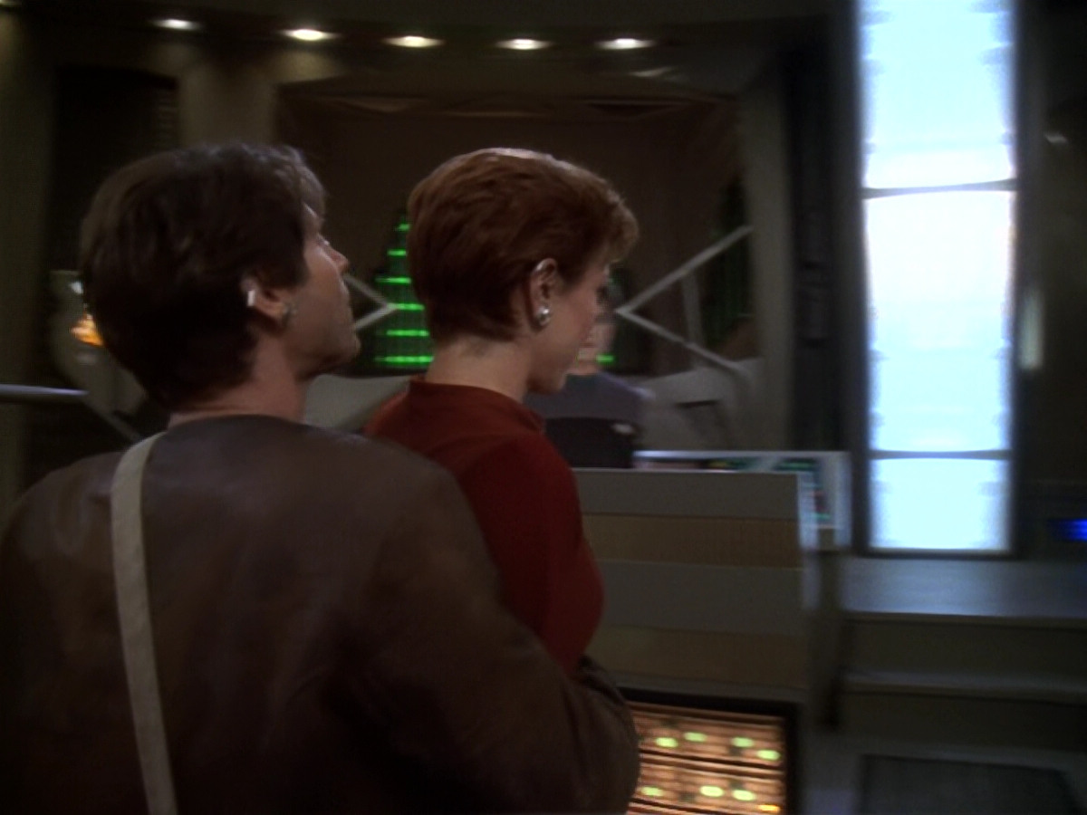 extant_StarTrek_DS9_6x08-Resurrection_00396.jpg