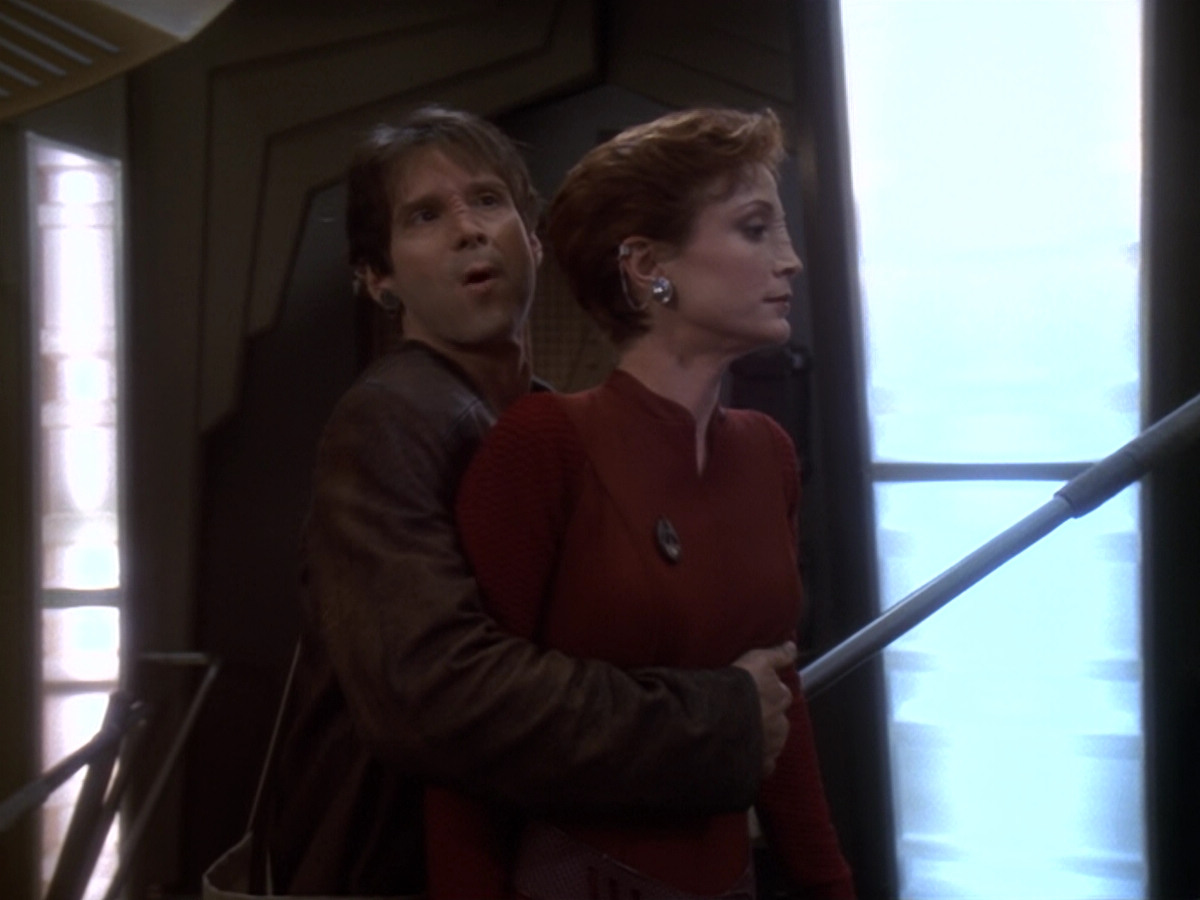 extant_StarTrek_DS9_6x08-Resurrection_00408.jpg