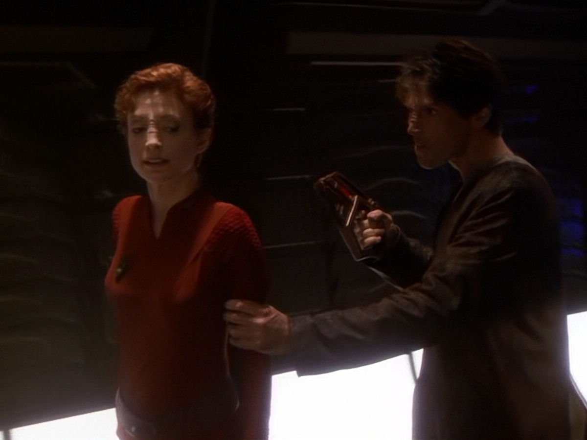 extant_StarTrek_DS9_6x08-Resurrection_00450.jpg