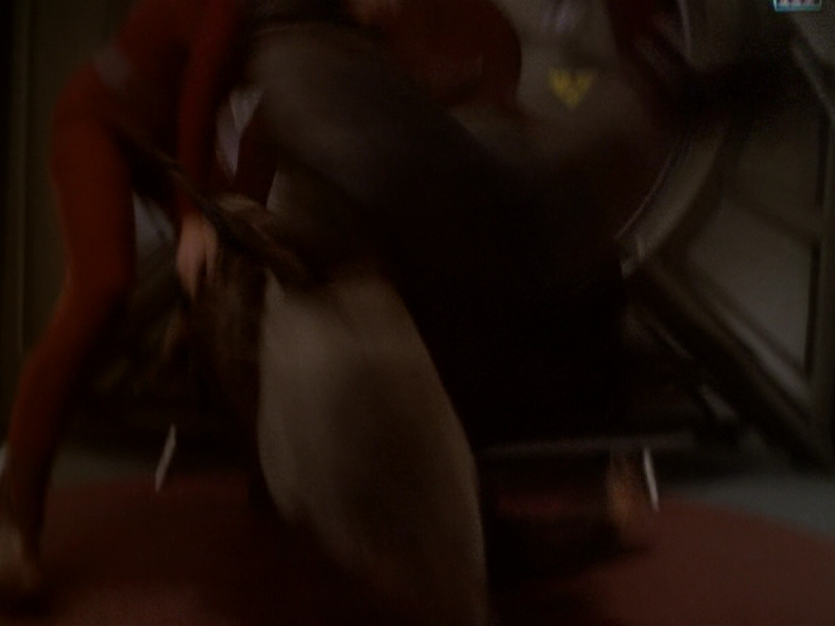 extant_StarTrek_DS9_6x08-Resurrection_00578.jpg