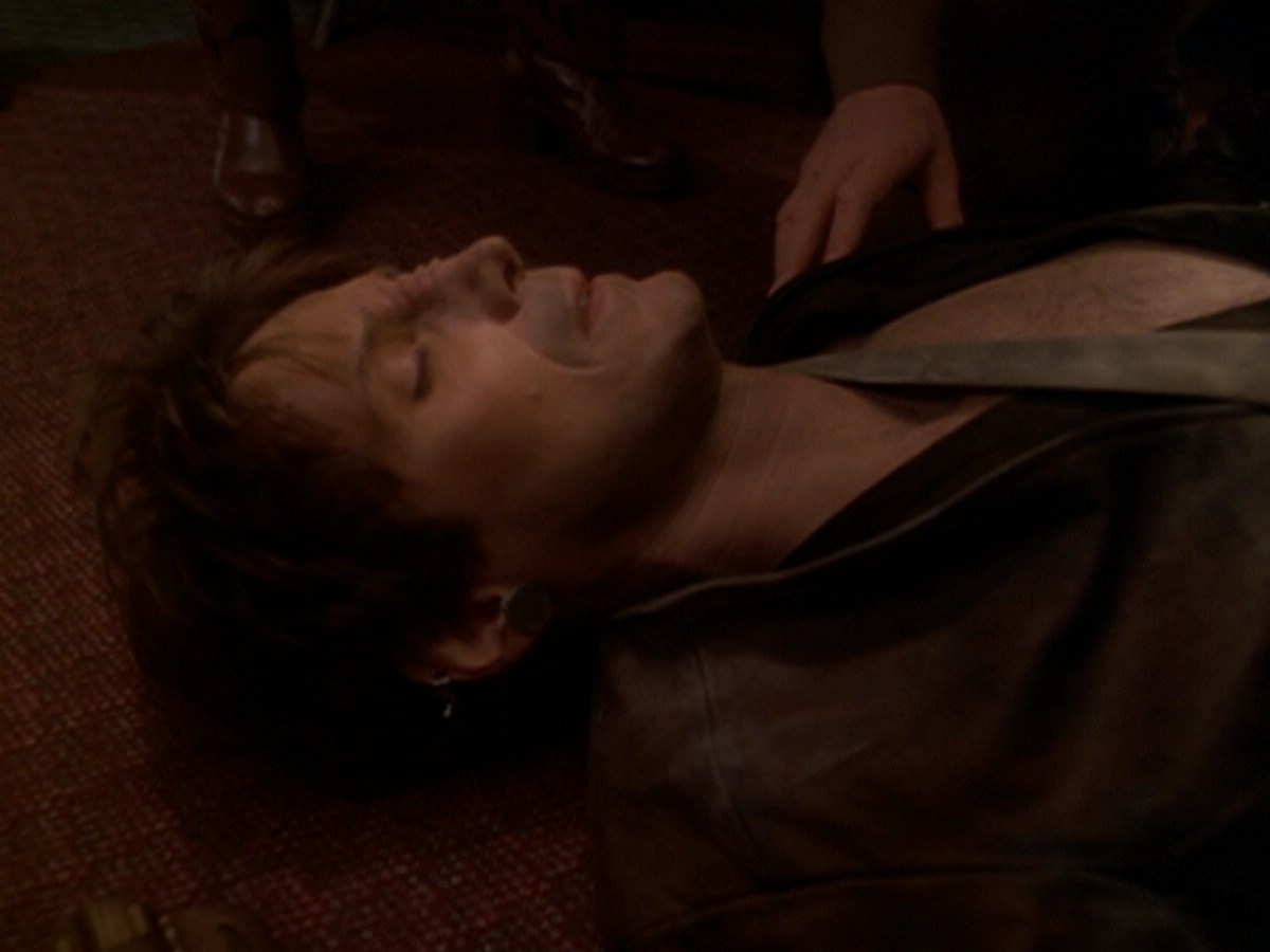 extant_StarTrek_DS9_6x08-Resurrection_00597.jpg