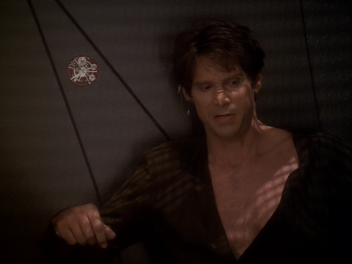 extant_StarTrek_DS9_6x08-Resurrection_00611.jpg