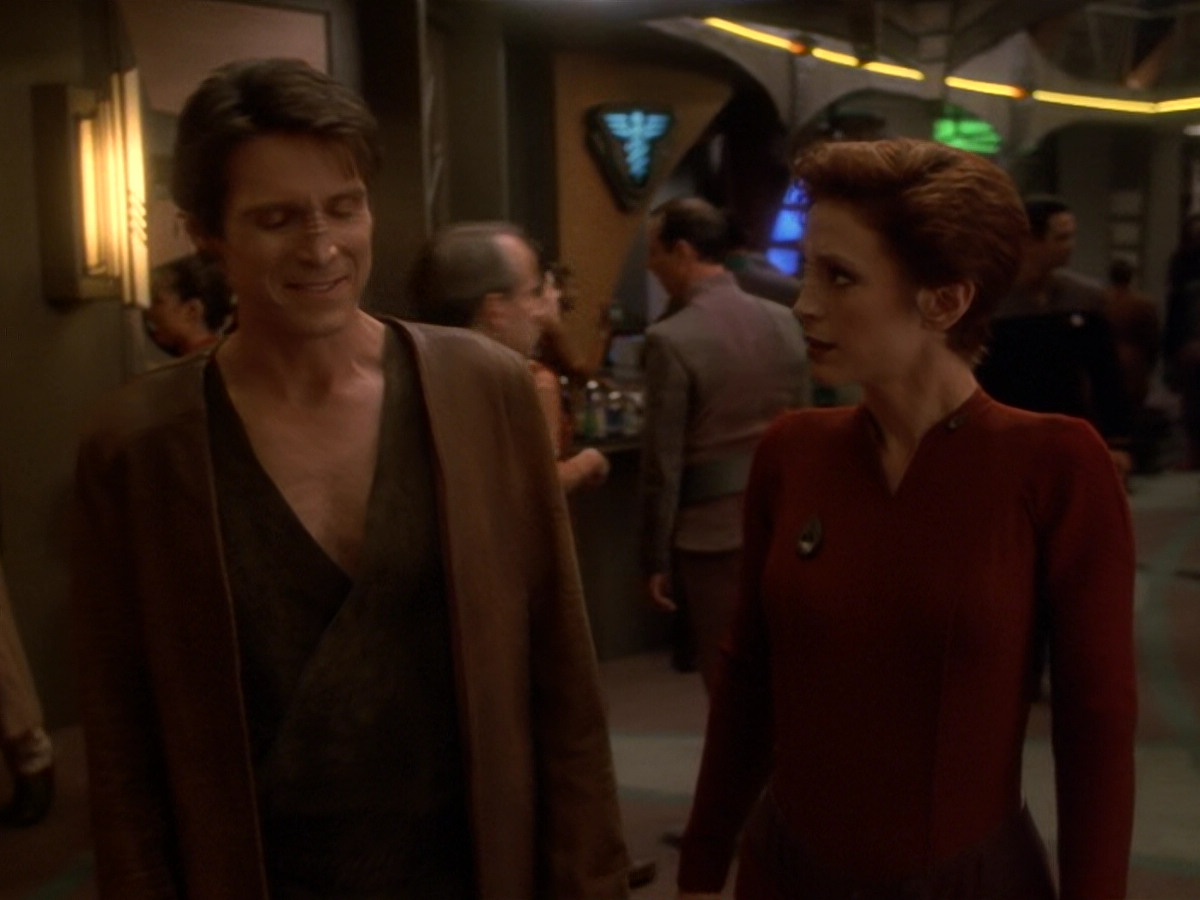 extant_StarTrek_DS9_6x08-Resurrection_01124.jpg