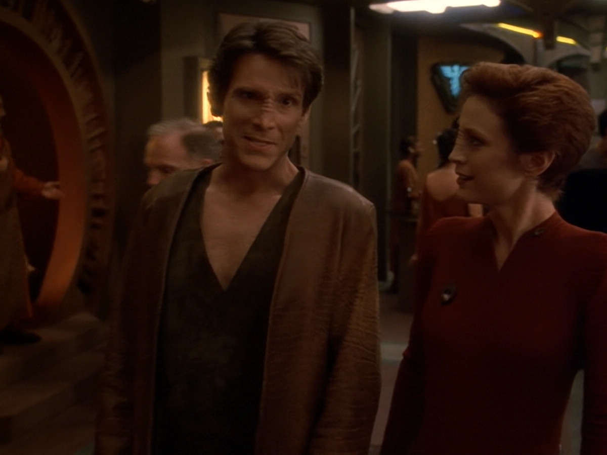 extant_StarTrek_DS9_6x08-Resurrection_01128.jpg