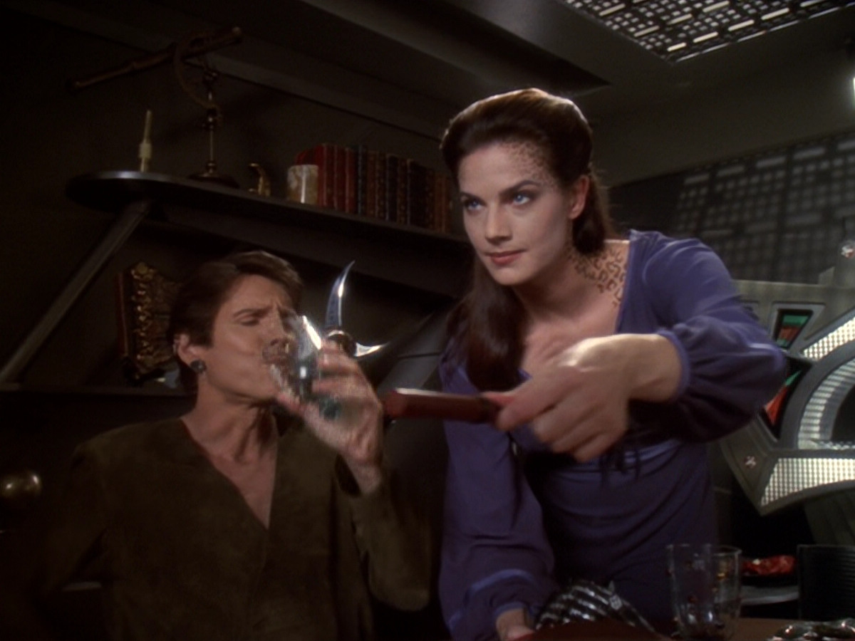 extant_StarTrek_DS9_6x08-Resurrection_01258.jpg