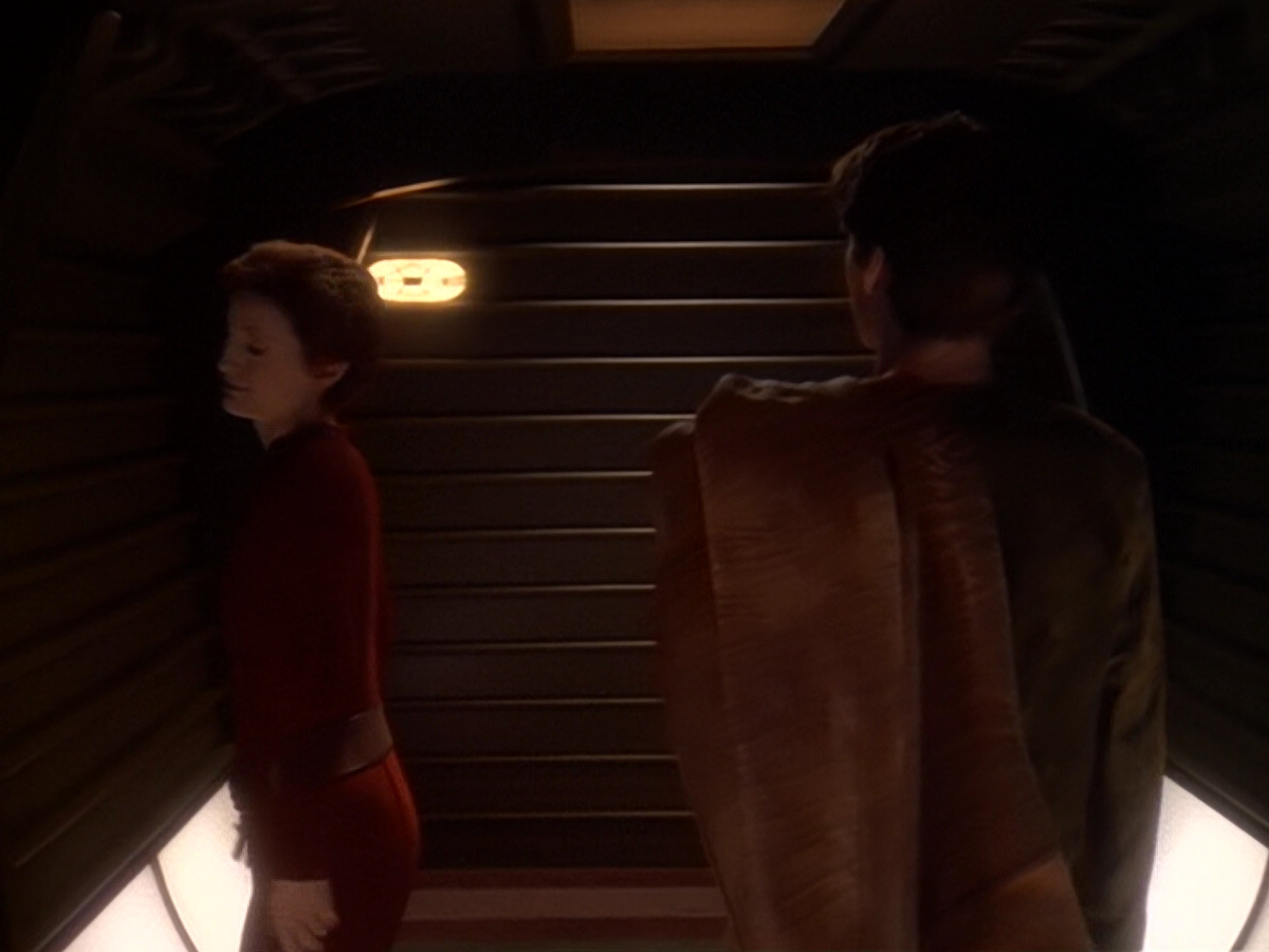 extant_StarTrek_DS9_6x08-Resurrection_01364.jpg