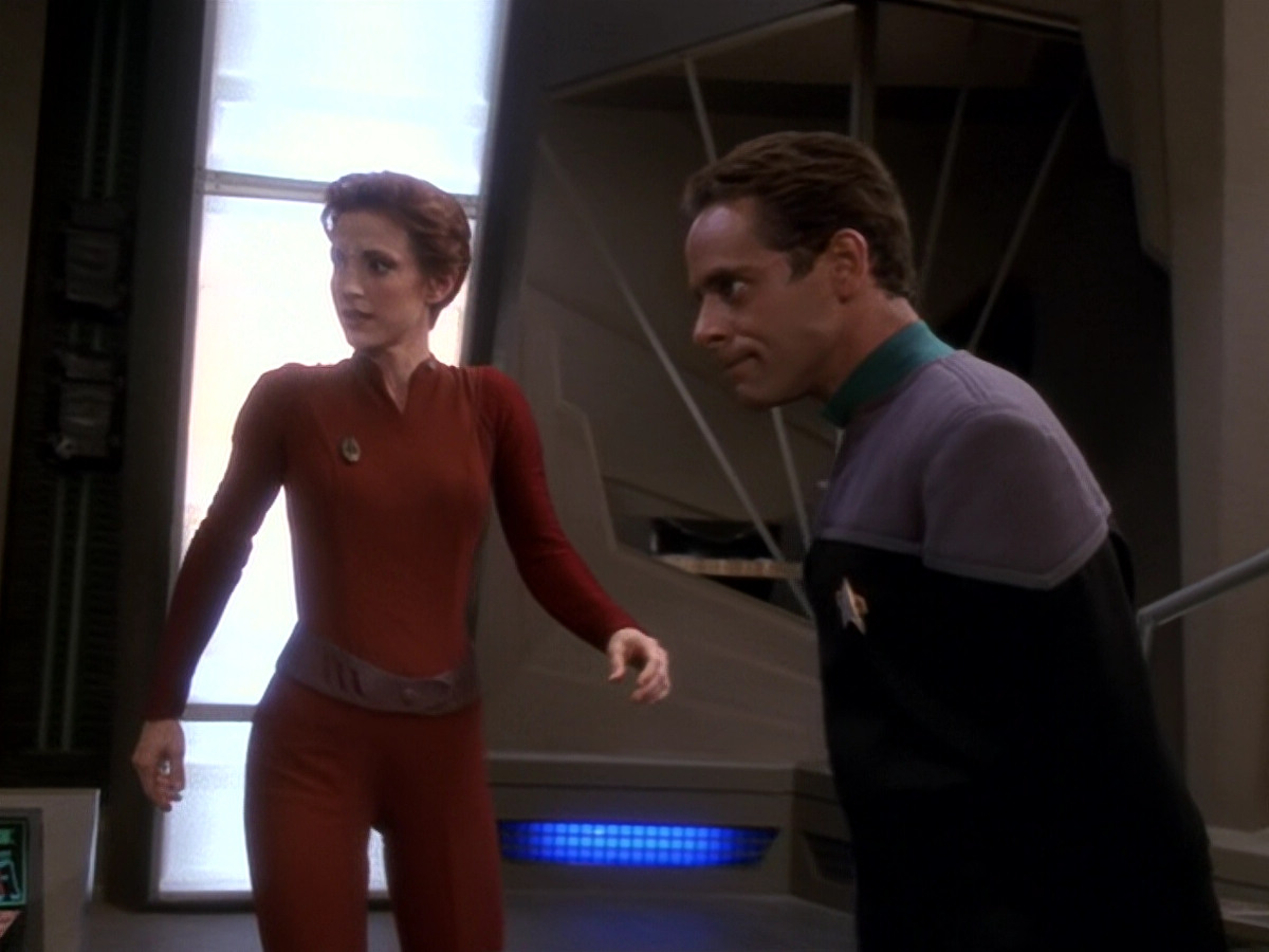 extant_StarTrek_DS9_6x08-Resurrection_01845.jpg