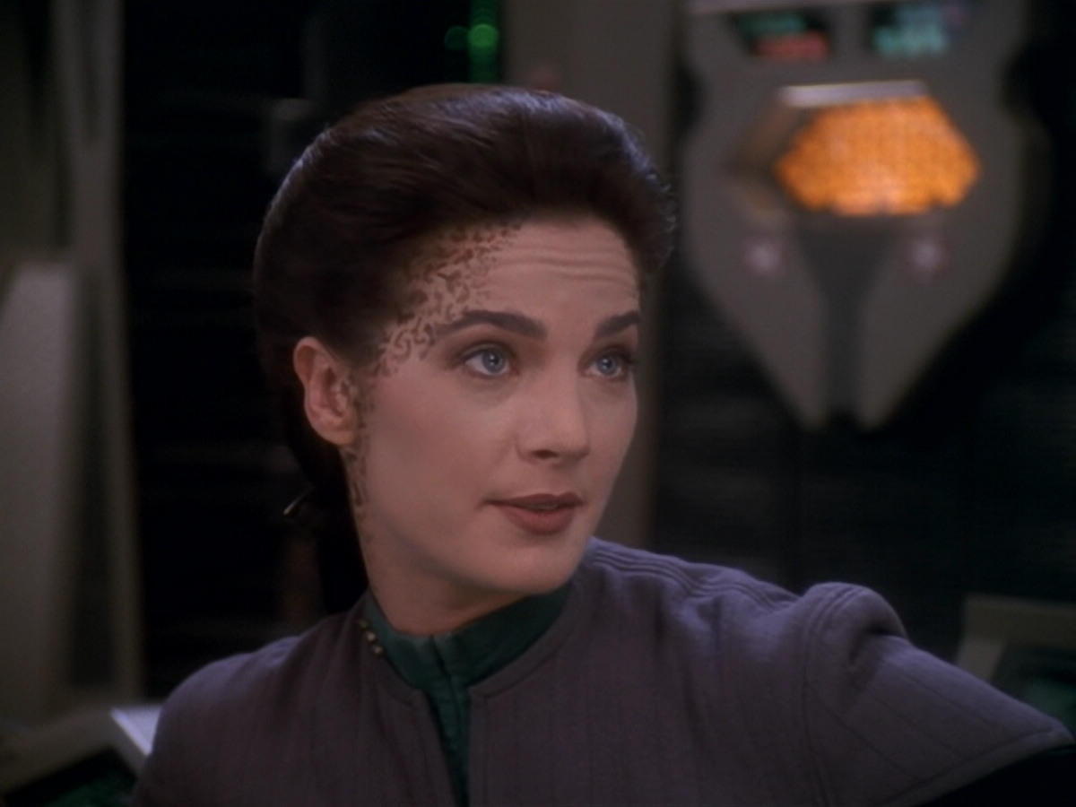 extant_StarTrek_DS9_6x08-Resurrection_01855.jpg