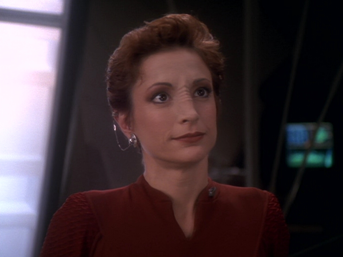 extant_StarTrek_DS9_6x08-Resurrection_01863.jpg