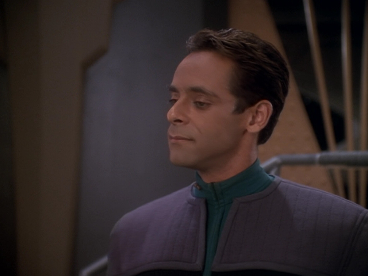 extant_StarTrek_DS9_6x08-Resurrection_01865.jpg