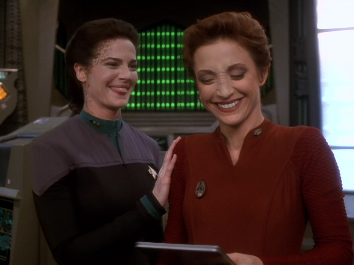 extant_StarTrek_DS9_6x08-Resurrection_01938.jpg