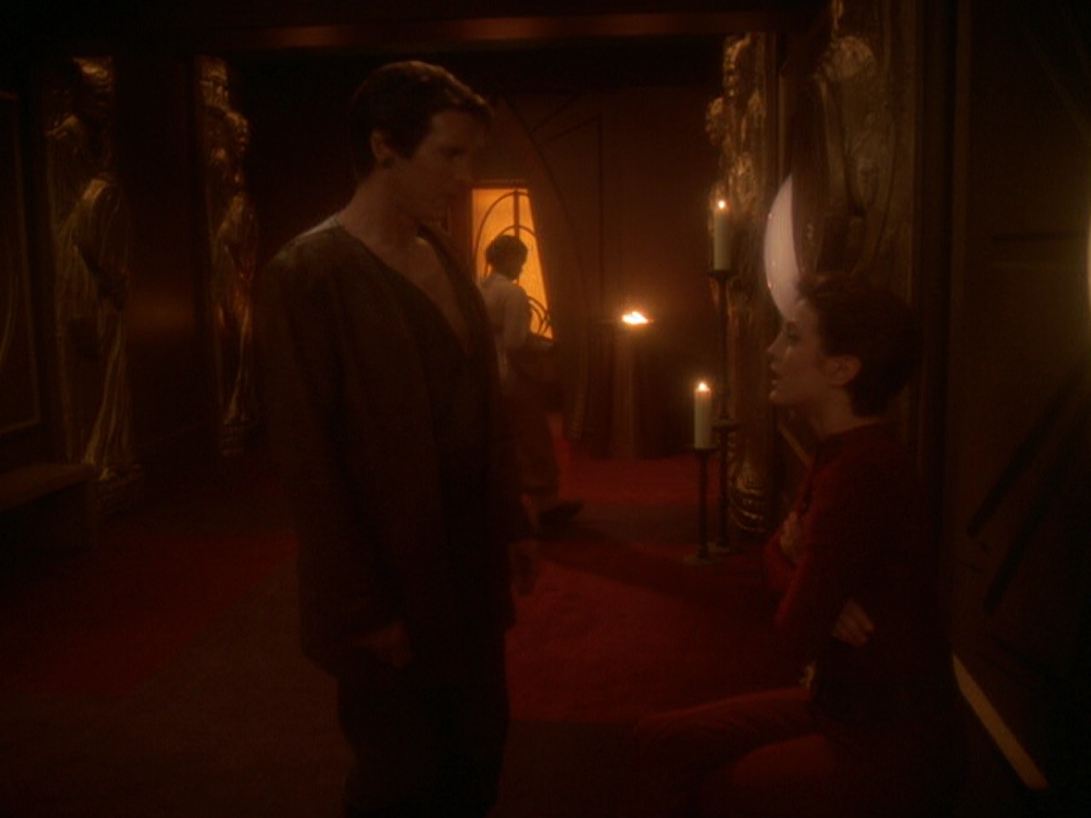 extant_StarTrek_DS9_6x08-Resurrection_01979.jpg