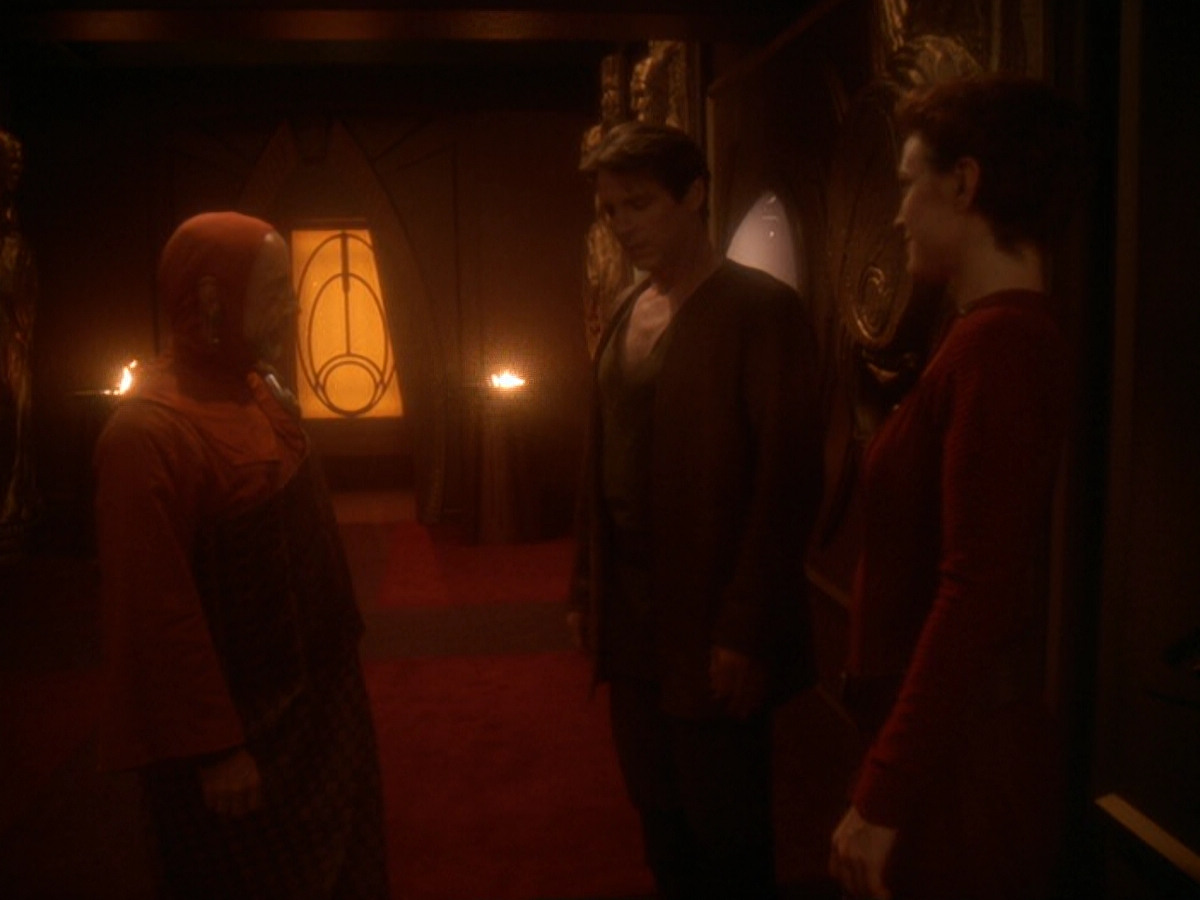 extant_StarTrek_DS9_6x08-Resurrection_01999.jpg