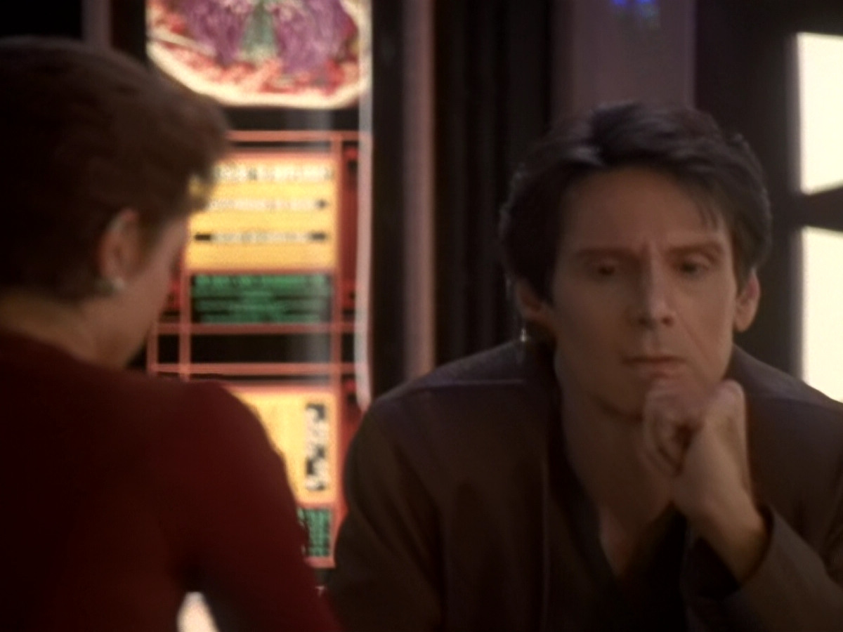extant_StarTrek_DS9_6x08-Resurrection_02078.jpg
