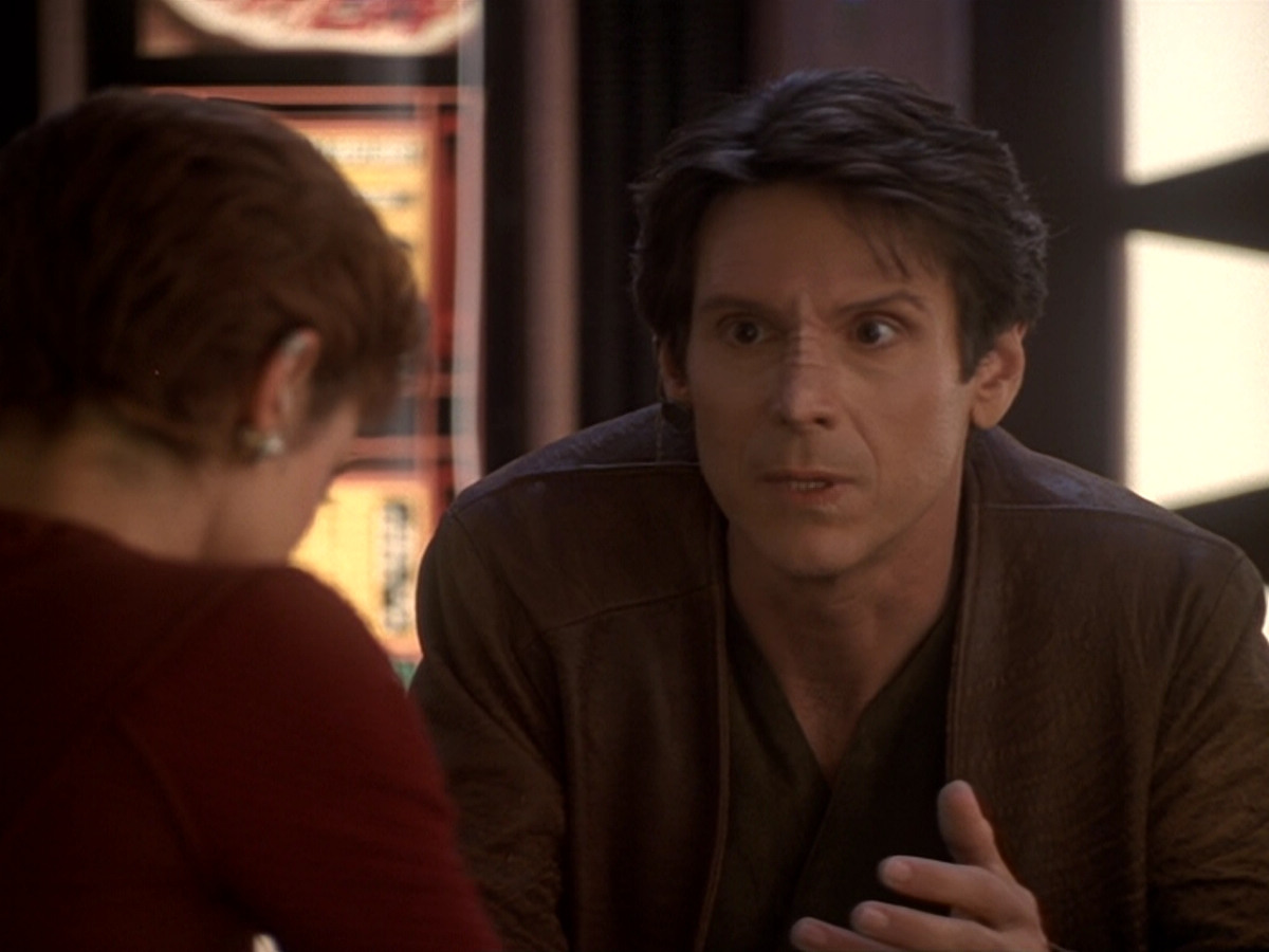 extant_StarTrek_DS9_6x08-Resurrection_02177.jpg