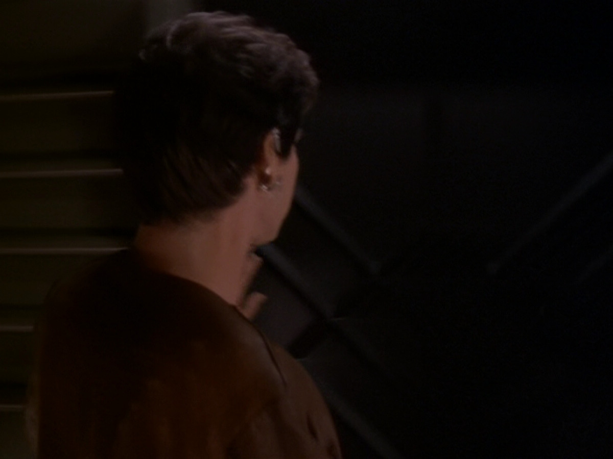 extant_StarTrek_DS9_6x08-Resurrection_02258.jpg