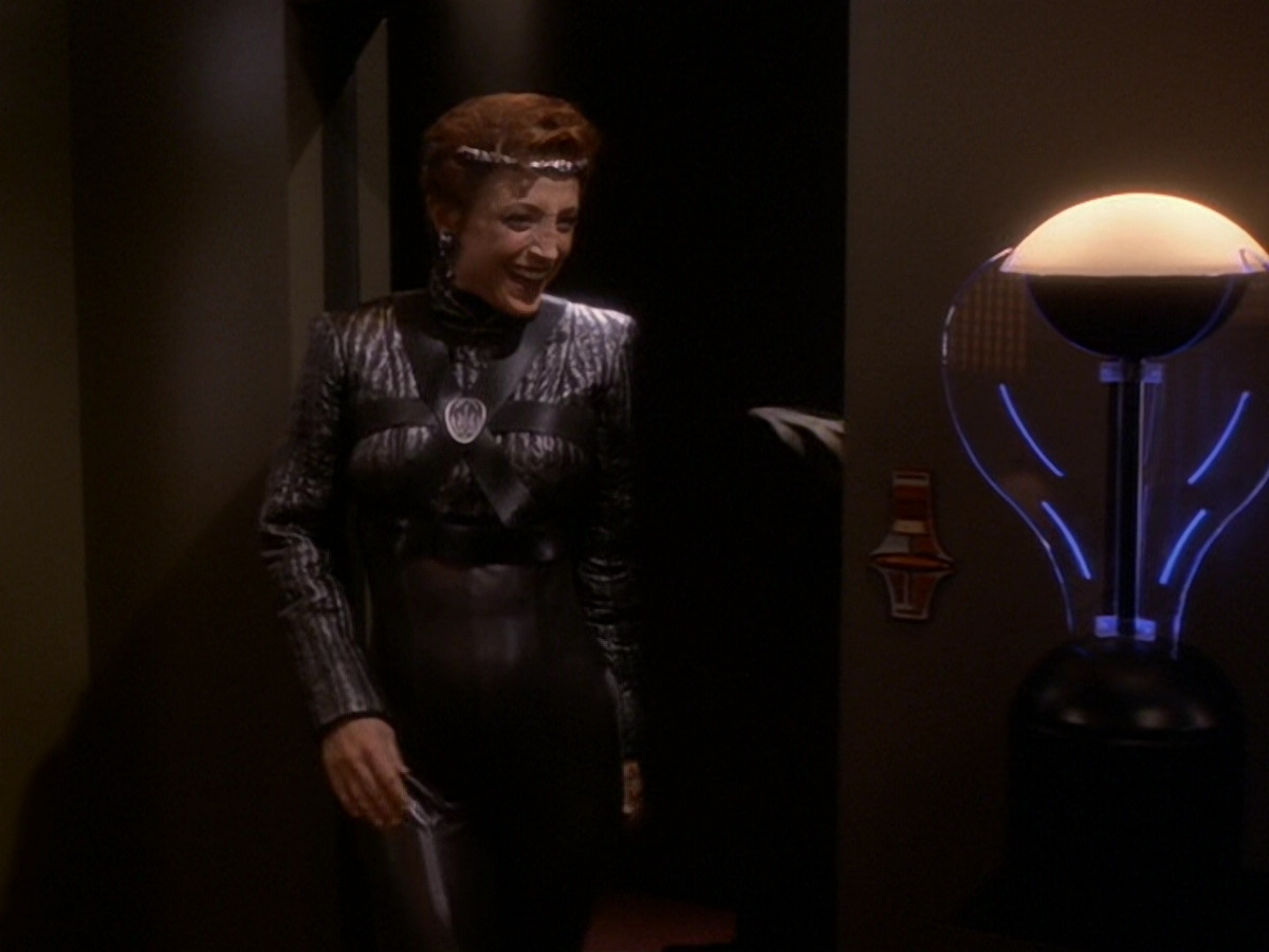 extant_StarTrek_DS9_6x08-Resurrection_02291.jpg