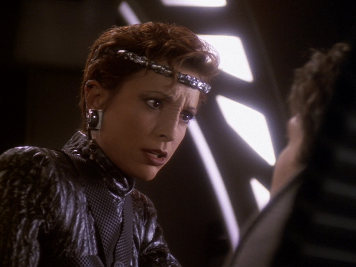 extant_StarTrek_DS9_6x08-Resurrection_02384.jpg