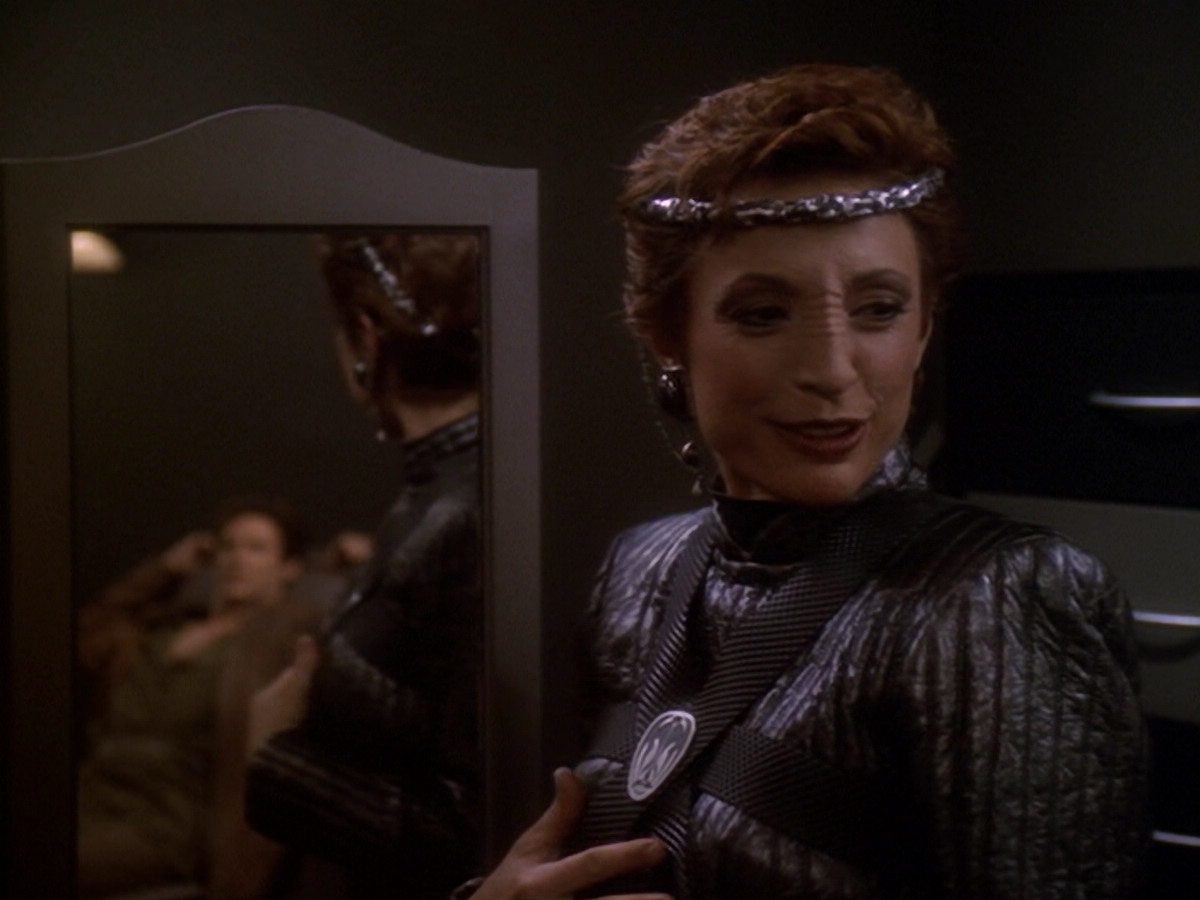 extant_StarTrek_DS9_6x08-Resurrection_02422.jpg
