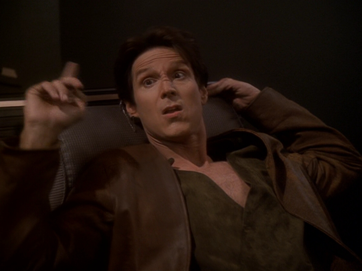 extant_StarTrek_DS9_6x08-Resurrection_02423.jpg