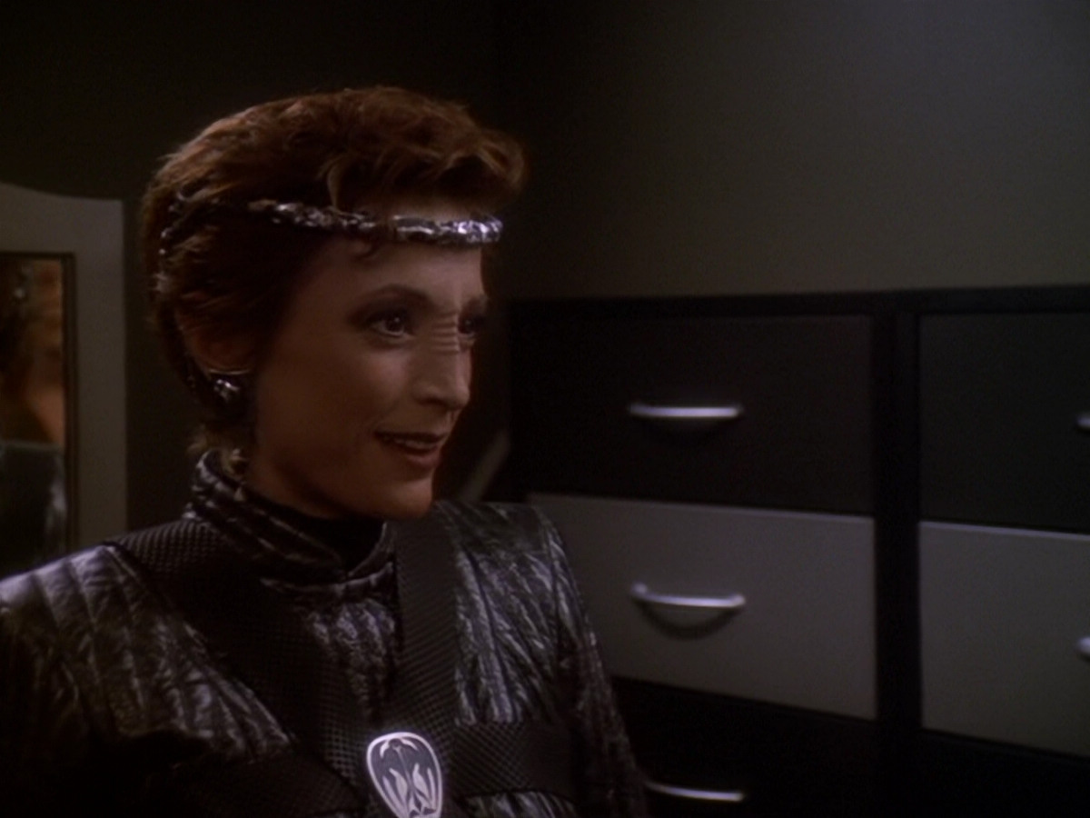 extant_StarTrek_DS9_6x08-Resurrection_02430.jpg