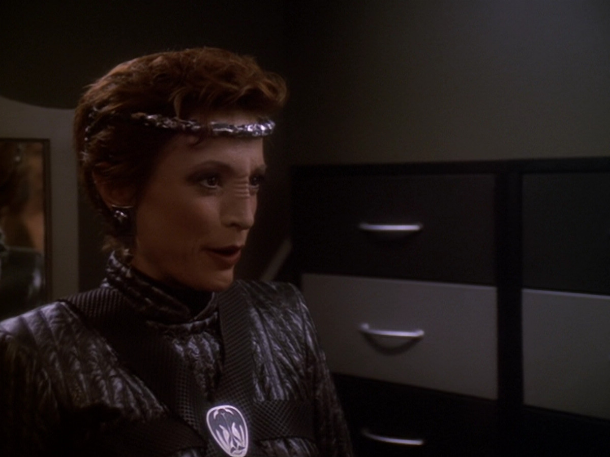 extant_StarTrek_DS9_6x08-Resurrection_02431.jpg