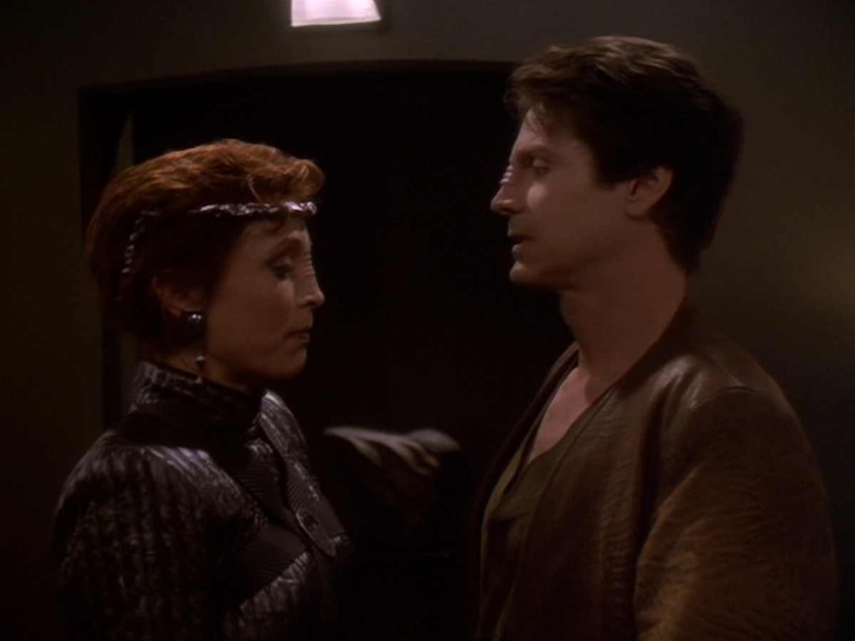 extant_StarTrek_DS9_6x08-Resurrection_02484.jpg