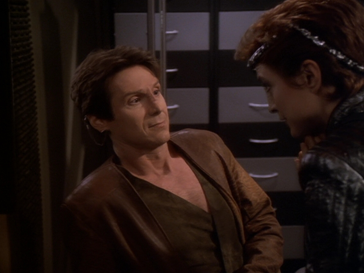 extant_StarTrek_DS9_6x08-Resurrection_02527.jpg