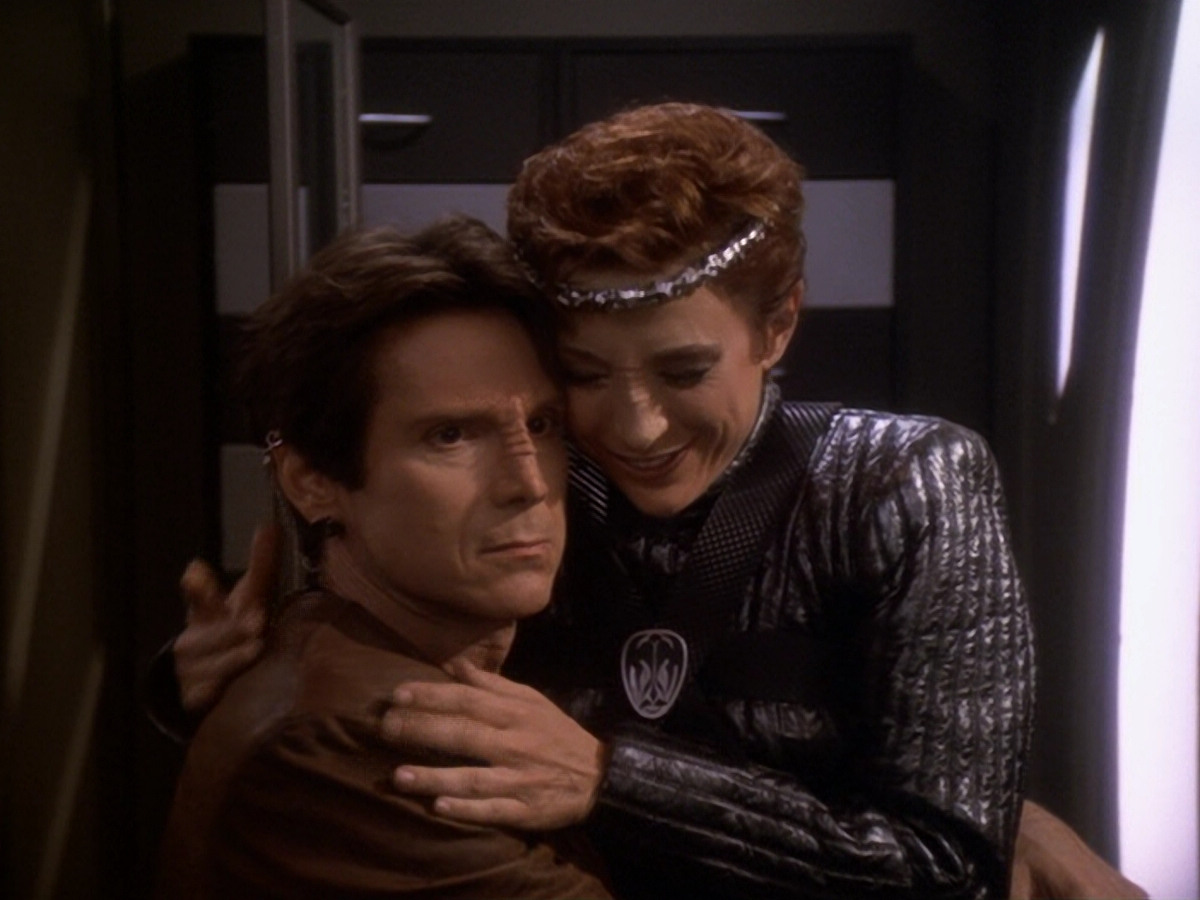 extant_StarTrek_DS9_6x08-Resurrection_02608.jpg