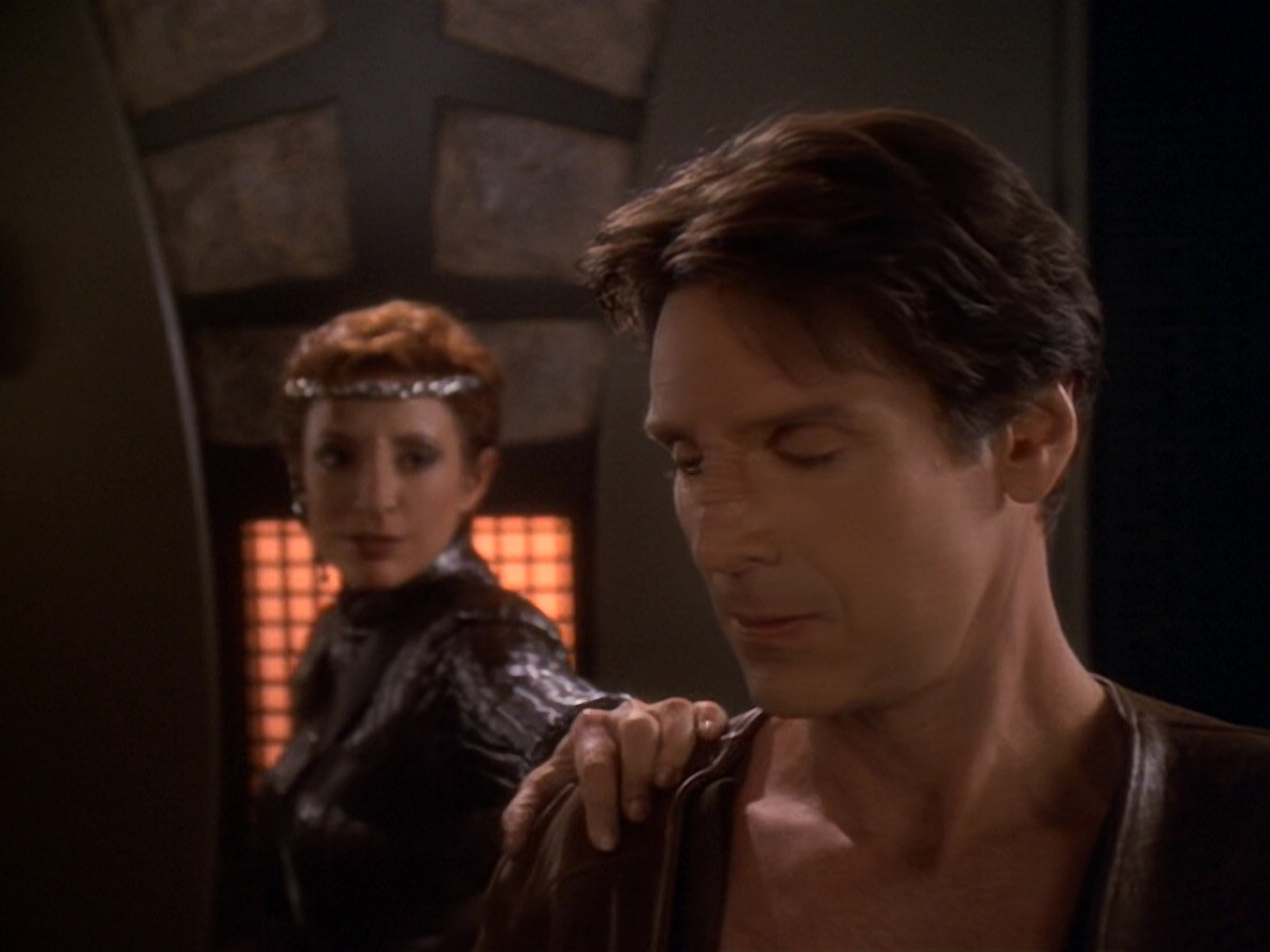 extant_StarTrek_DS9_6x08-Resurrection_02627.jpg